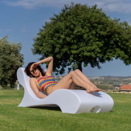 SINED  Chaise Longue On Offer is a product on offer at the best price