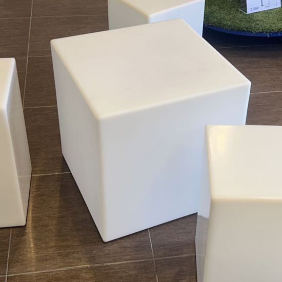 SINED  Mesa De Centro o Taburete Luminoso es un producto que se ofrecen al mejor precio