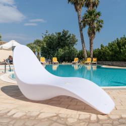 SINED  Chaise longue per giardino Sirio HDPE è un prodotto in offerta al miglior prezzo online