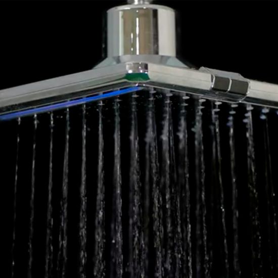 SINED  Soffione Quadrato Con Luce Led e 2 Getti  un prodotto in offerta al miglior prezzo online