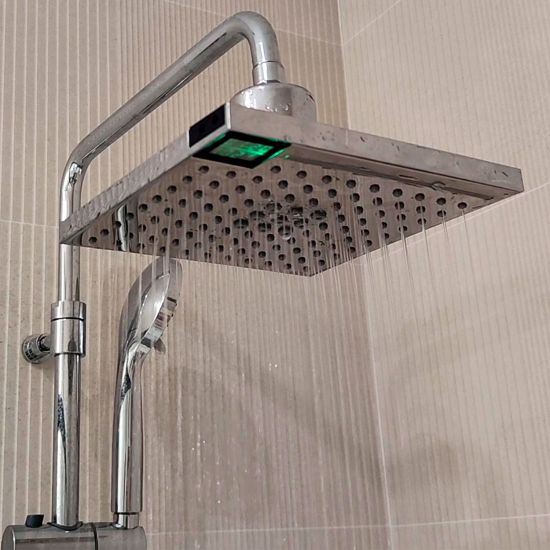 SINED  Soffione Doccia Con Termometro Lcd  un prodotto in offerta al miglior prezzo online