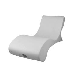 CHAISE LONGUE ANDROMEDA longue chair made of 100% recyclable high quality polyethylene. Dimensions 168x60x67 cm. UV resistant and high tensile strength. Excellent for bars, night clubs, discos, pubs, beauty salons, spas.