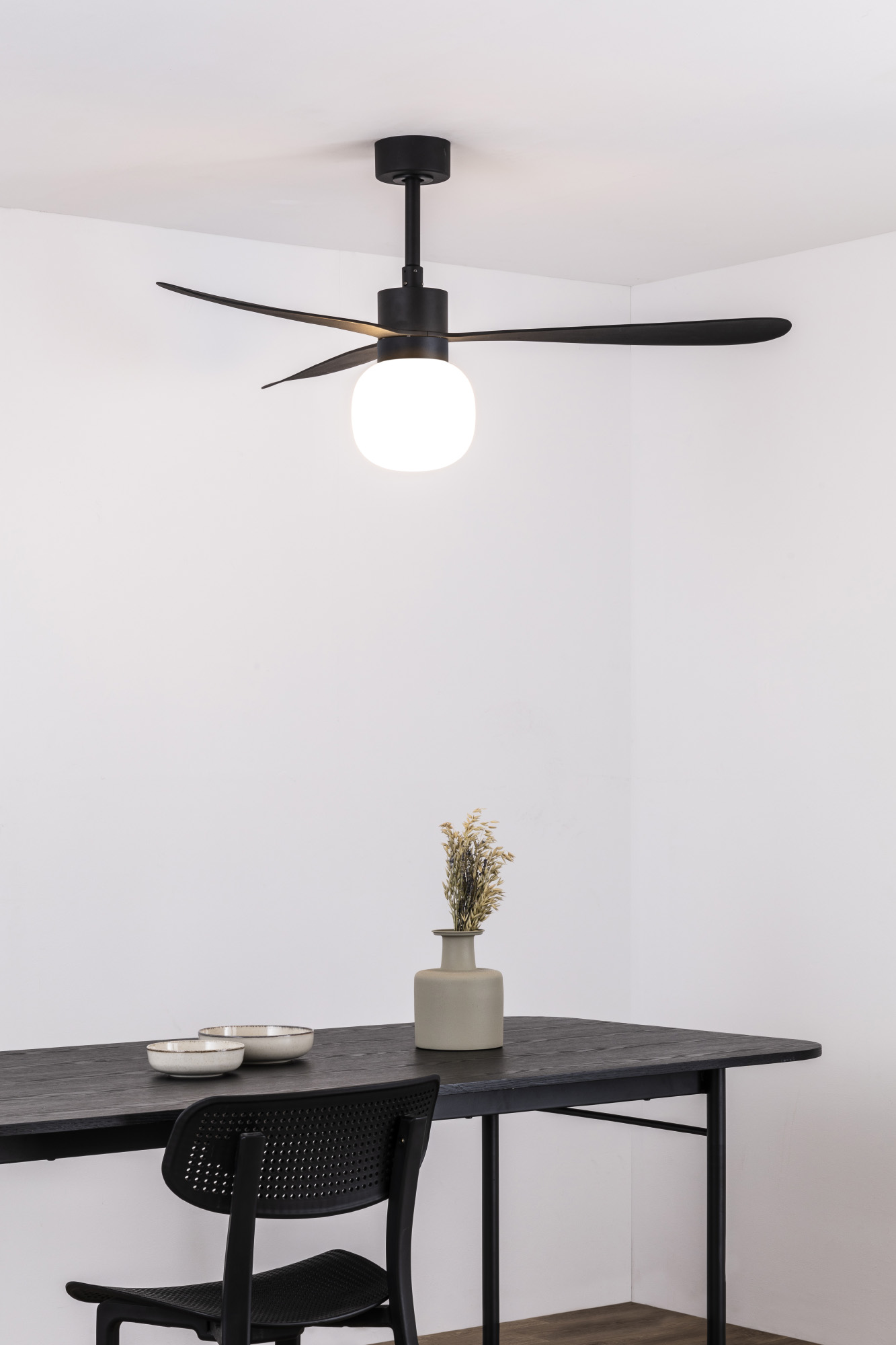 Faro Amelia Eleganza e Durabilita Per Te