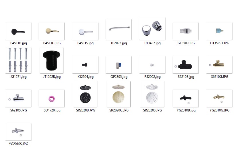 Accessories for solar showers