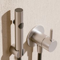 SINED  Wandwc Mit Flexiblem Duschkopf ist ein Produkt im Angebot zum besten Preis